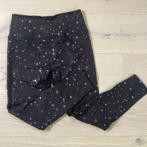Beyond Yoga like new black with iridescent stars